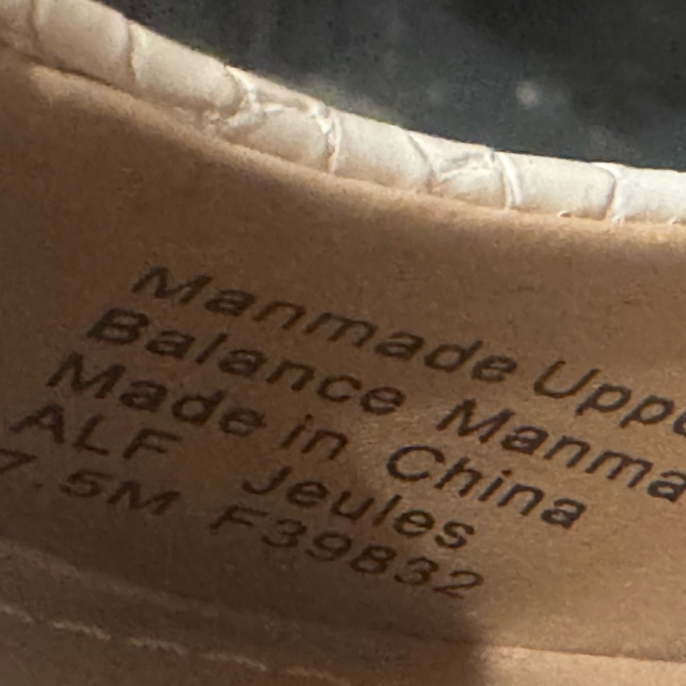 Elegant White Women's Heels - Picture 3 of 3